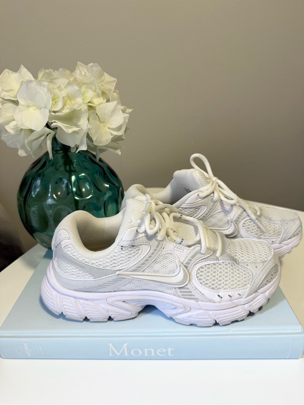 Nike Women’s V5 RNR White Athletic Running Shoes